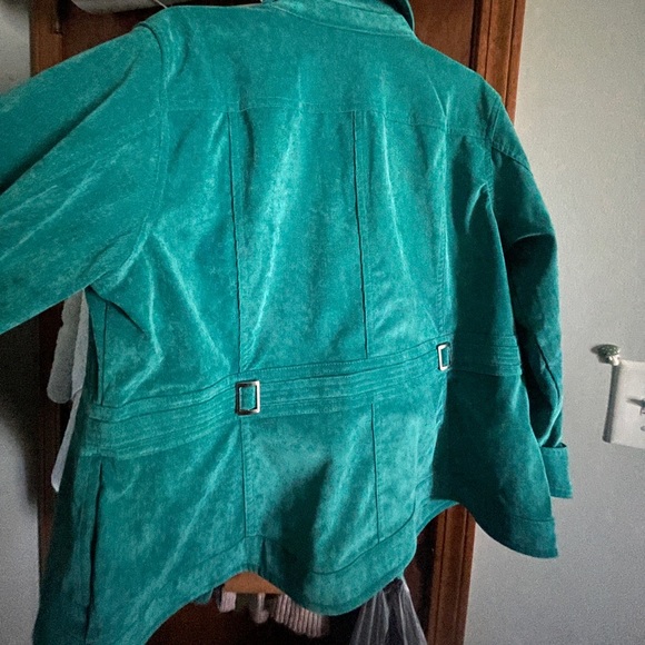 Brand new never worn. Tag still on jacket. - Picture 3 of 4